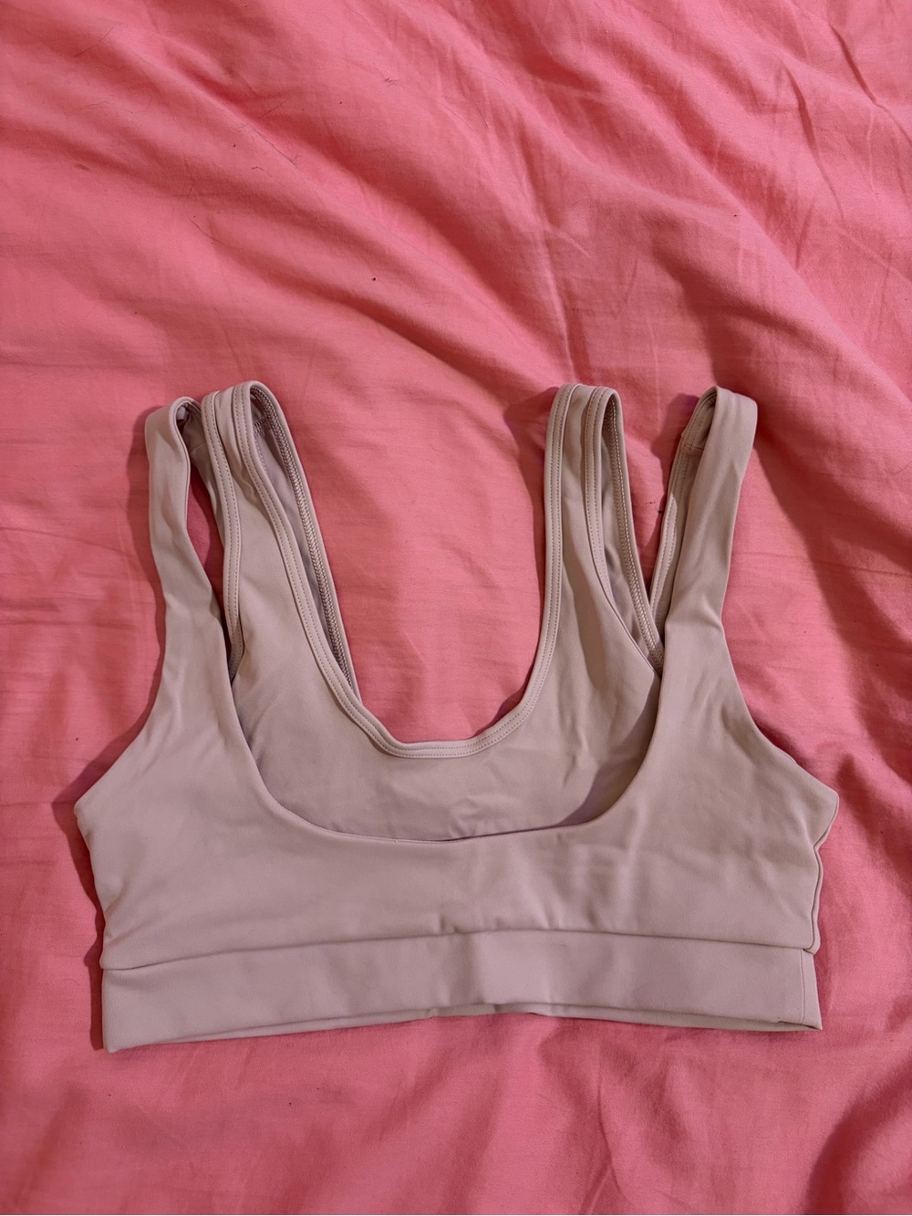 ✨ NikeSKIMS Double Strap Scoop Bra in Himalayan ✨